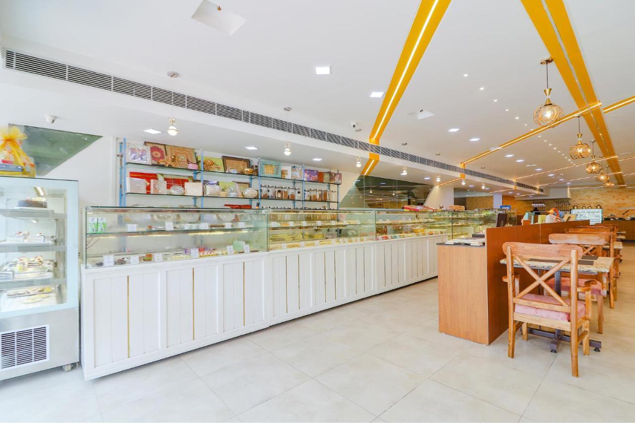 Fabhotel Aamantran & Banquet Halls - Nr Rtc X Roads Metro Station Haïdarabad Extérieur photo